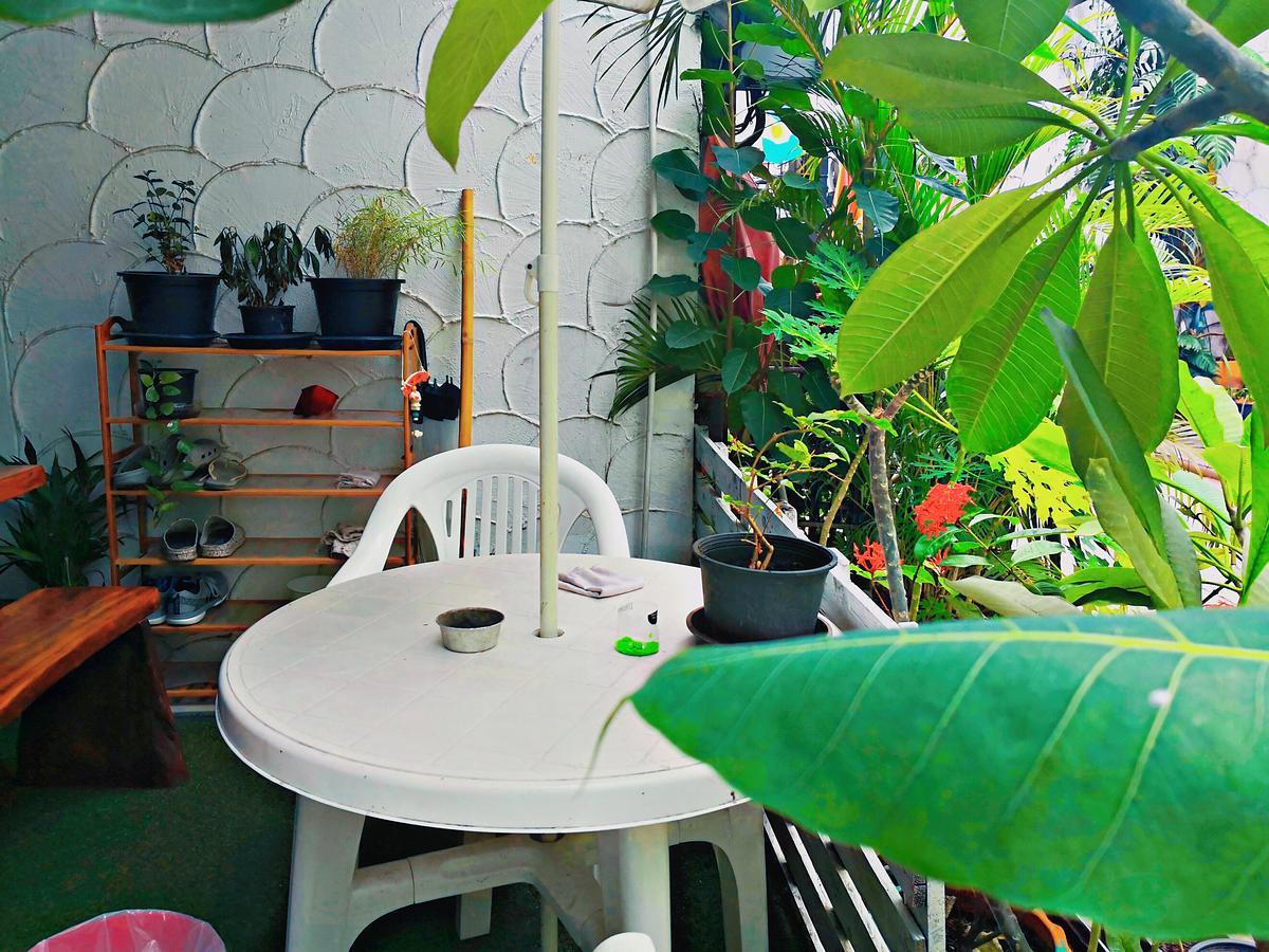17You Inn Hostel Бангкок Экстерьер фото